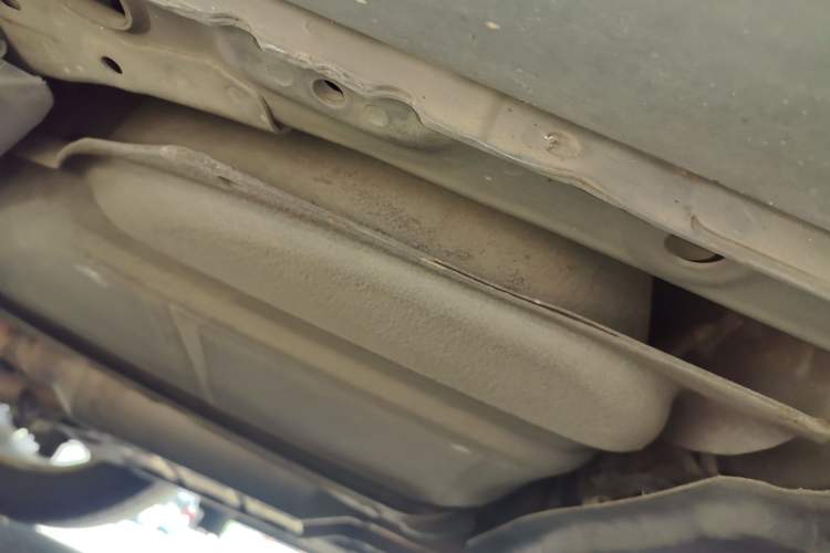 Used Infiniti Q50 2014 3.7L Luxury Edition Chassis Rear Right