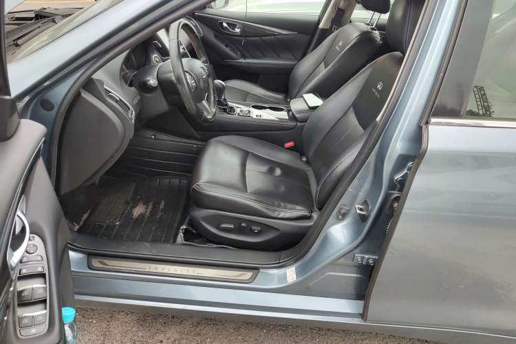 Used Infiniti Q50 2014 2.0T Comfort Edition Driver Seat
