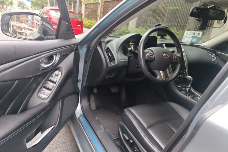Used Infiniti Q50 2014 3.7L Comfort Edition Driver Seat