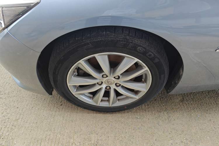 Used Infiniti Q50 2014 2.0T Luxury Edition Exterior 4