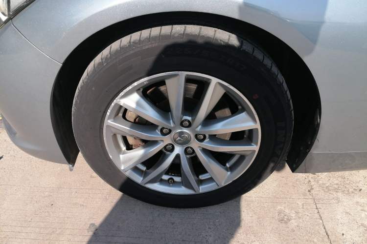 Used Infiniti Q50 2014 2.0T Luxury Edition Exterior 4