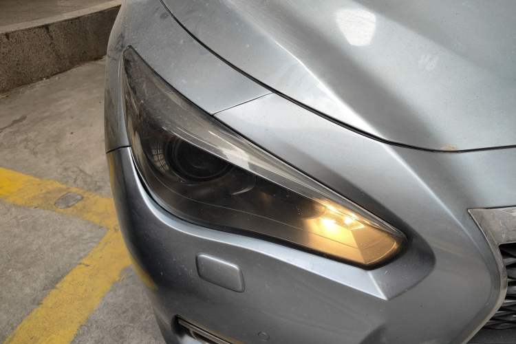 Used Infiniti Q50 2014 2.0T Comfort Edition Exterior 6