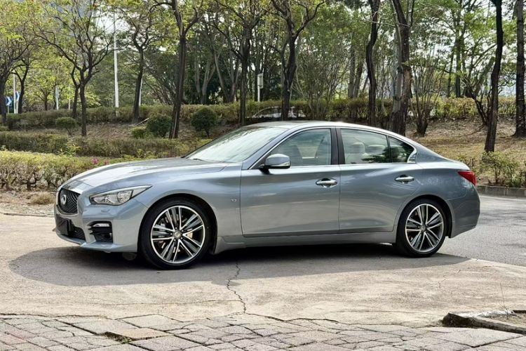 Used Infiniti Q50 2014 3.7L Luxury Sport Edition Exterior 8
