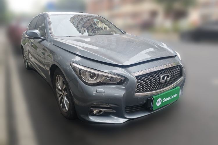 Used Infiniti Q50 2014 3.7L Comfort Edition Front Right 45 Deg