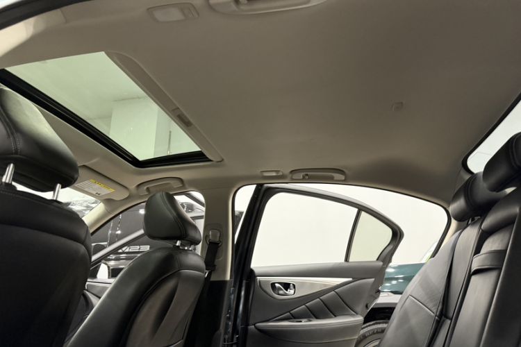 Used Infiniti Q50 2014 2.0T Luxury Edition Headliner