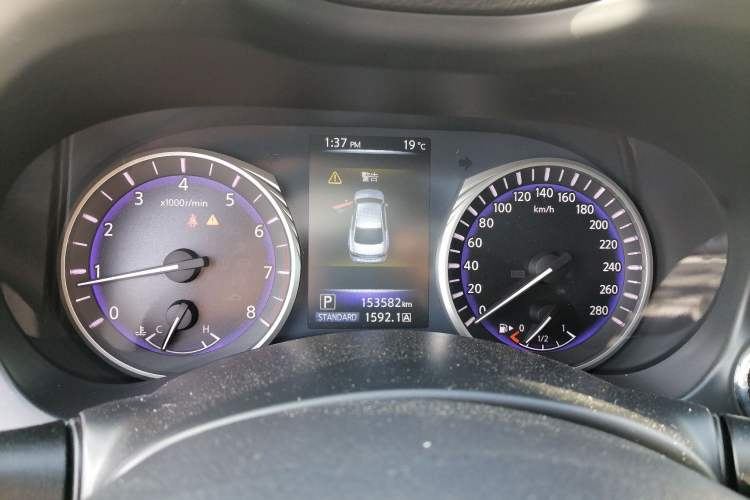 Used Infiniti Q50 2014 2.0T Luxury Edition Instrument Cluster