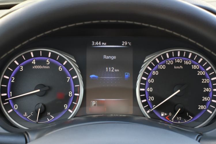 Used Infiniti Q50 2014 3.7L Comfort Edition Interior 5