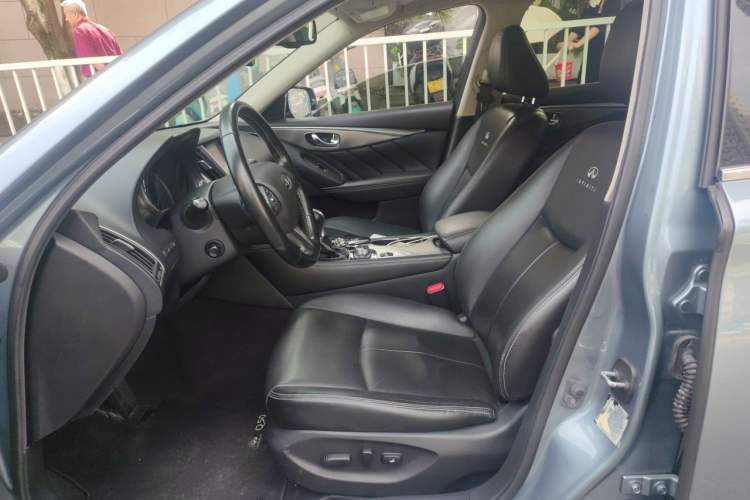 Used Infiniti Q50 2014 3.7L Comfort Edition Left Front Seat