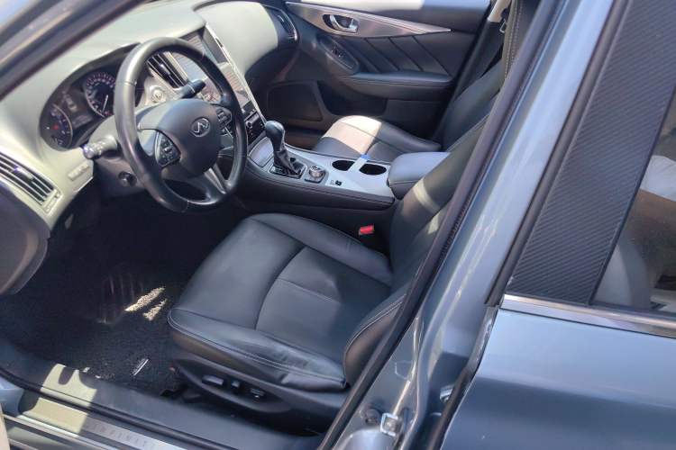 Used Infiniti Q50 2014 2.0T Luxury Edition Left Front Seat