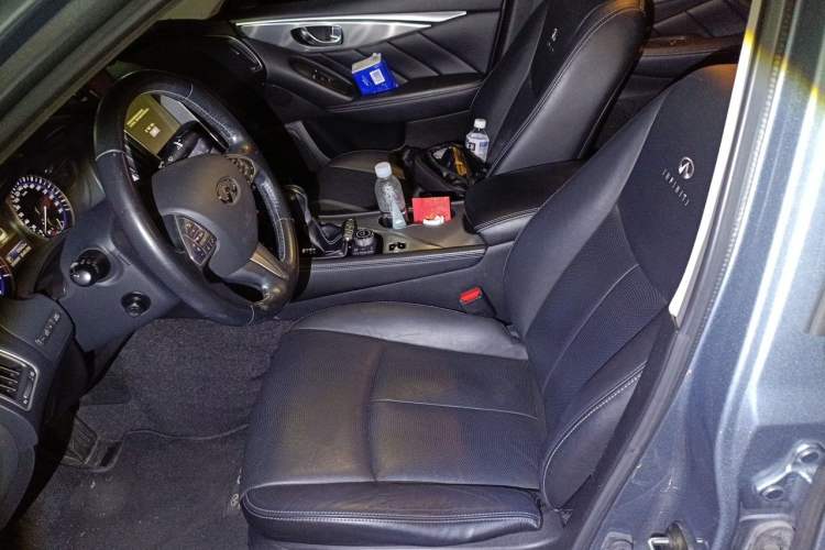 Used Infiniti Q50 2014 2.0T Luxury Edition Left Front Seat
