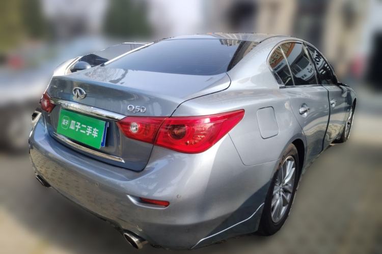 Used Infiniti Q50 2014 3.7L Luxury Edition Rear Right 45 Deg