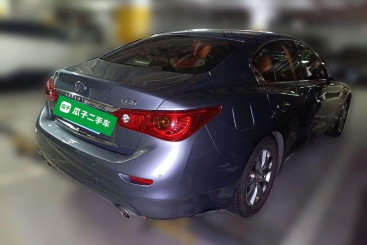 Used Infiniti Q50 2014 2.0T Luxury Edition Rear Right 45 Deg