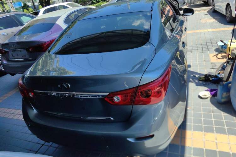 Used Infiniti Q50 2014 2.0T Luxury Edition Rear