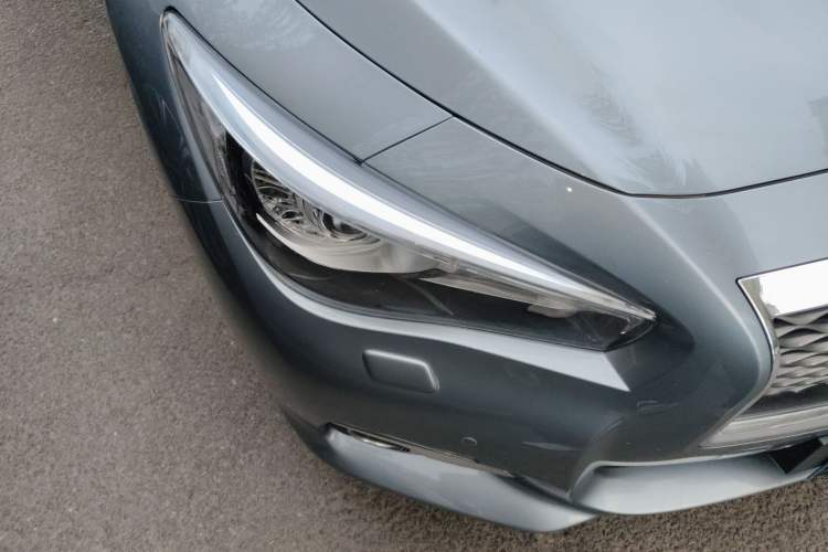 Used Infiniti Q50 2014 3.7L Comfort Edition Right Front Headlight