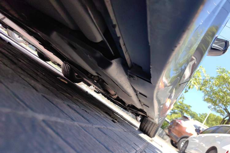 Used Infiniti Q50 2014 2.0T Luxury Edition Right Side Sill