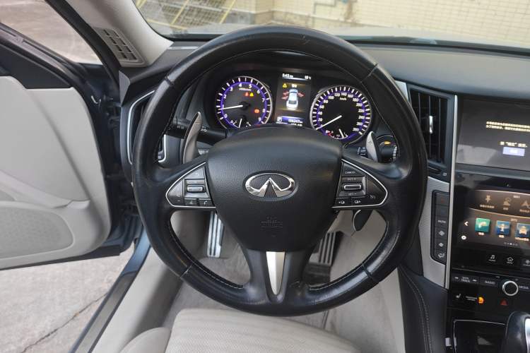 Used Infiniti Q50 2014 3.7L Luxury Sport Edition Steering Wheel