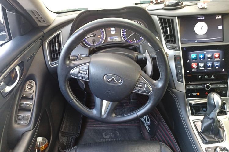 Used Infiniti Q50 2014 3.7L Comfort Edition Steering Wheel