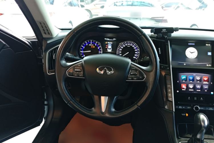 Used Infiniti Q50 2014 2.0T Comfort Edition Steering Wheel