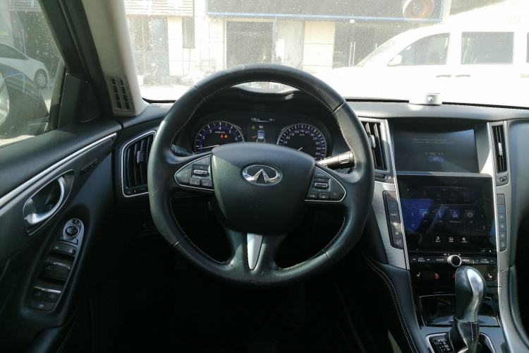 Used Infiniti Q50 2014 2.0T Luxury Edition Steering Wheel