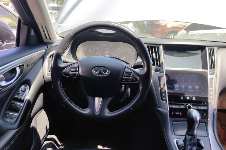 Used Infiniti Q50 2014 2.0T Luxury Edition Steering Wheel