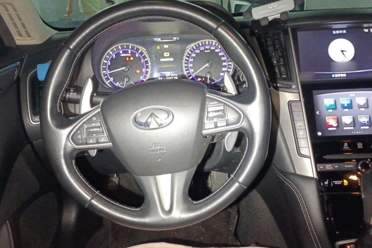 Used Infiniti Q50 2014 3.7L Comfort Edition Steering Wheel