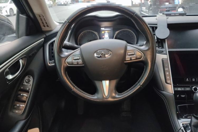 Used Infiniti Q50 2014 3.7L Comfort Edition Steering Wheel
