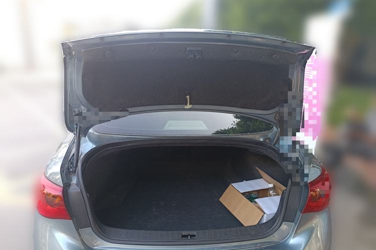 Used Infiniti Q50 2014 3.7L Comfort Edition Trunk