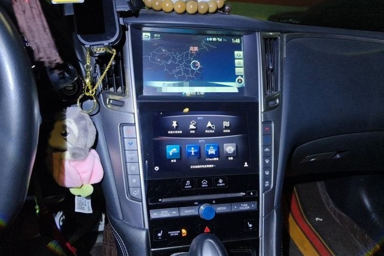 Used Infiniti Q50 2014 3.7L Luxury Edition Audio And AC Panel