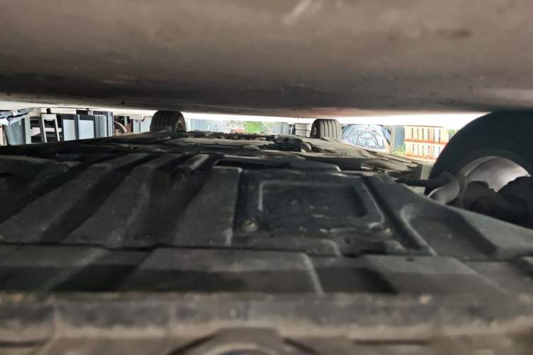 Used Infiniti Q50 2014 2.0T Comfort Edition Chassis Front