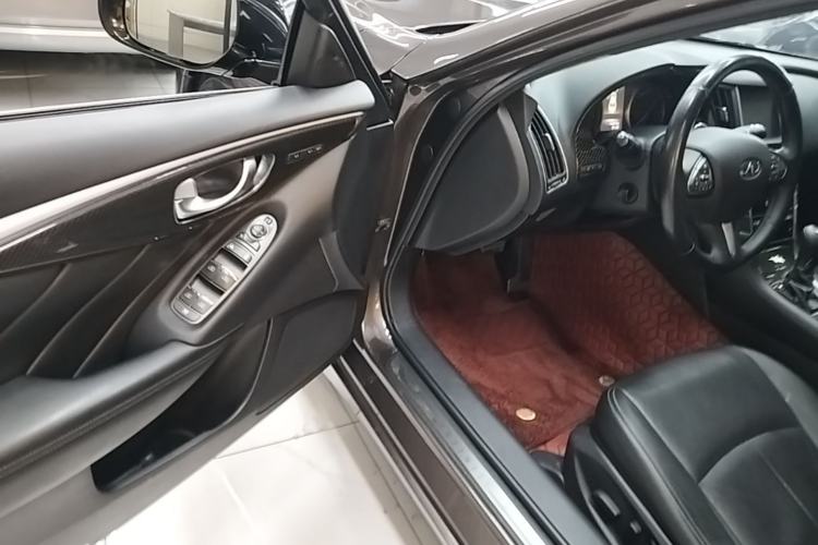 Used Infiniti Q50 2014 3.7L Comfort Edition Driver Seat
