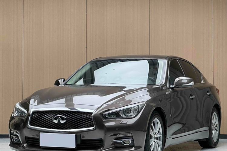 Used Infiniti Q50 2014 3.7L Comfort Edition Exterior 4