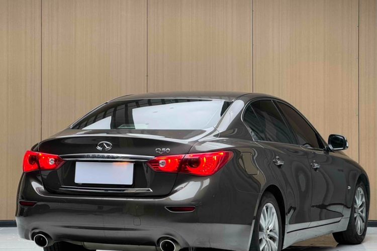Used Infiniti Q50 2014 3.7L Comfort Edition Exterior 6