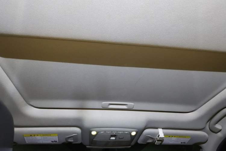 Used Infiniti Q50 2014 3.7L Luxury Edition Headliner