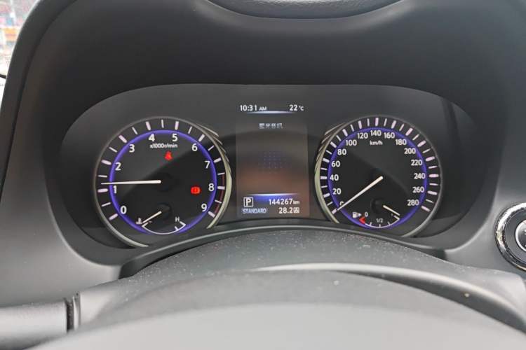 Used Infiniti Q50 2014 3.7L Comfort Edition Instrument Cluster