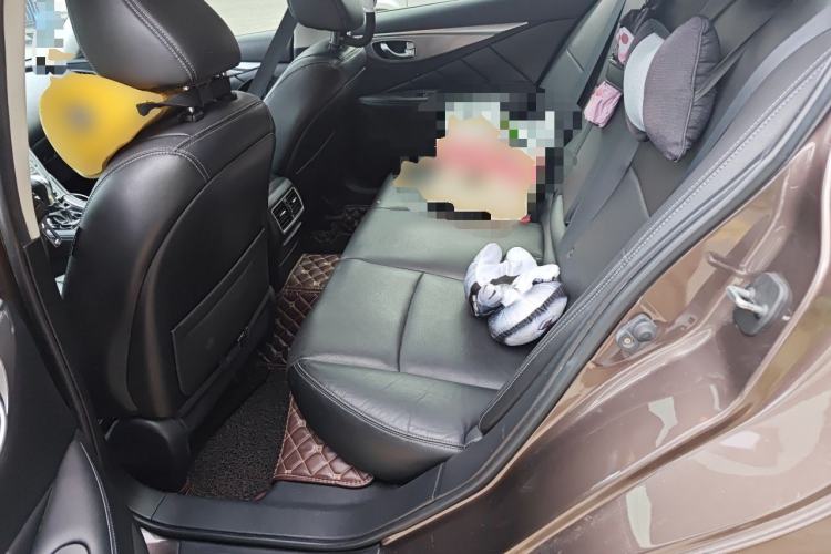 Used Infiniti Q50 2014 3.7L Comfort Edition Left Rear Seat