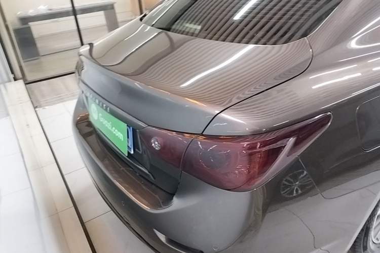 Used Infiniti Q50 2014 3.7L Comfort Edition Rear