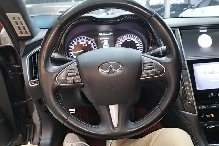 Used Infiniti Q50 2014 3.7L Comfort Edition Steering Wheel
