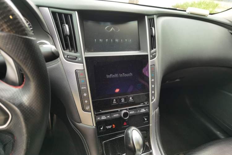 Used Infiniti Q50 2014 3.7L Luxury Sport Edition Audio And AC Panel