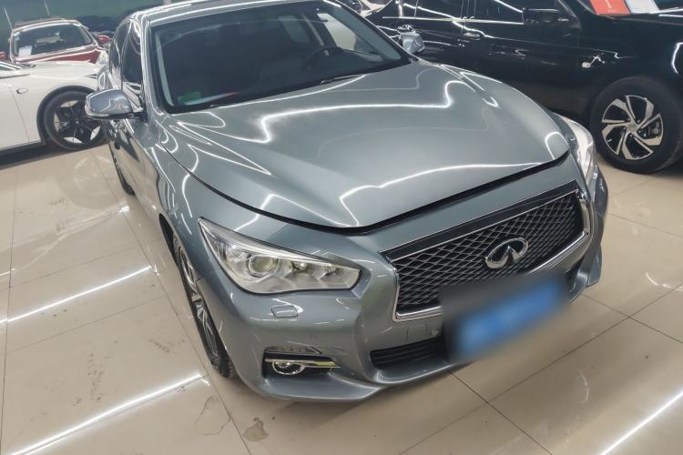 Used Infiniti Q50 2014 2.0T Comfort Edition Front Right 45 Deg