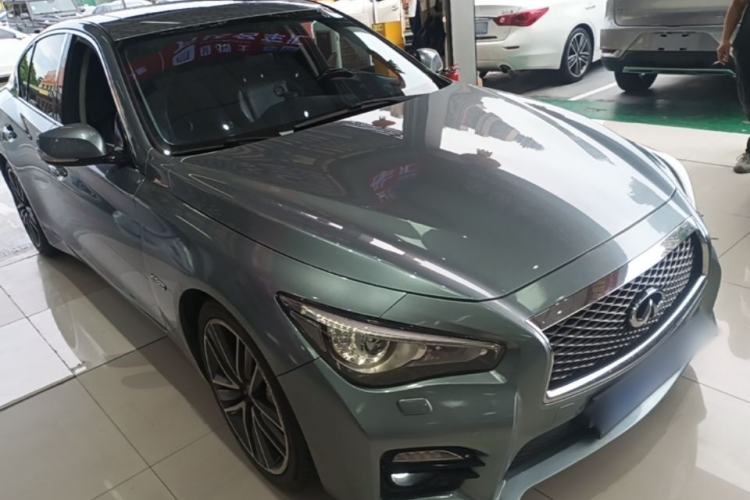 Used Infiniti Q50 2014 3.5L Hybrid Flagship Edition Front Right 45 Deg