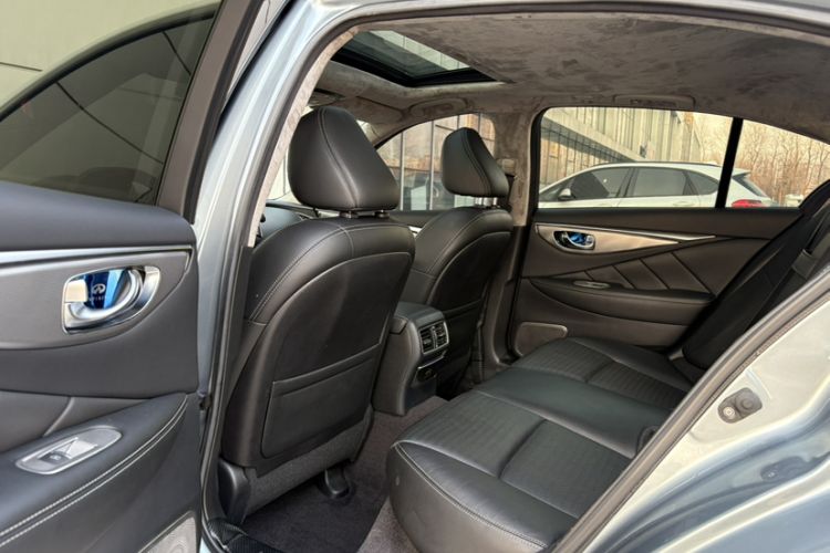 Used Infiniti Q50 2014 3.7L Luxury Sport Edition Interior 1