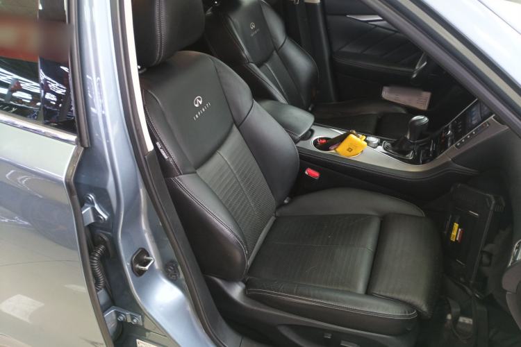 Used Infiniti Q50 2014 3.7L Luxury Sport Edition Right Front Seat
