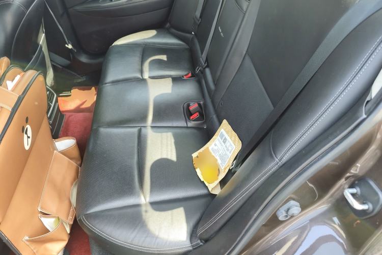 Used Infiniti Q50 2014 2.0T Luxury Edition Left Rear Seat
