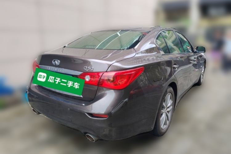 Used Infiniti Q50 2014 2.0T Luxury Edition Rear Right 45 Deg