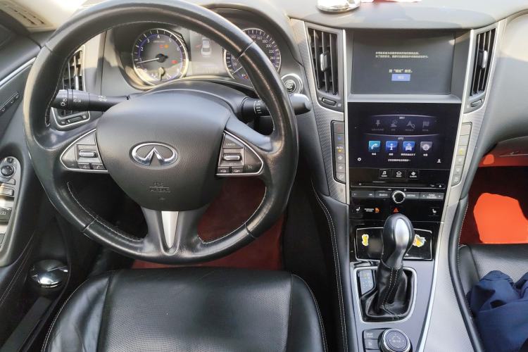 Used Infiniti Q50 2014 2.0T Luxury Edition Steering Wheel