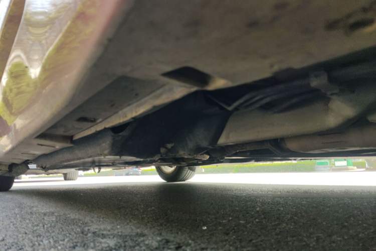 Used Infiniti Q50 2014 3.7L Comfort Edition Chassis Front Right