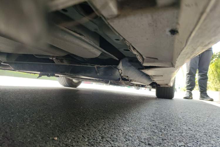 Used Infiniti Q50 2014 3.7L Comfort Edition Chassis Rear Right