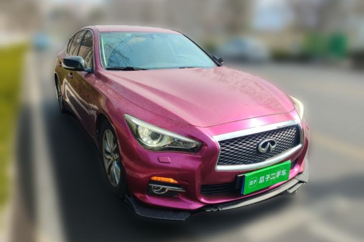 Used Infiniti Q50 2014 3.7L Comfort Edition Front Right 45 Deg