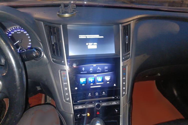 Used Infiniti Q50 2014 2.0T Luxury Edition Audio And AC Panel