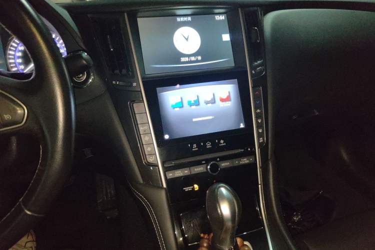 Used Infiniti Q50 2014 2.0T Comfort Edition Audio And AC Panel